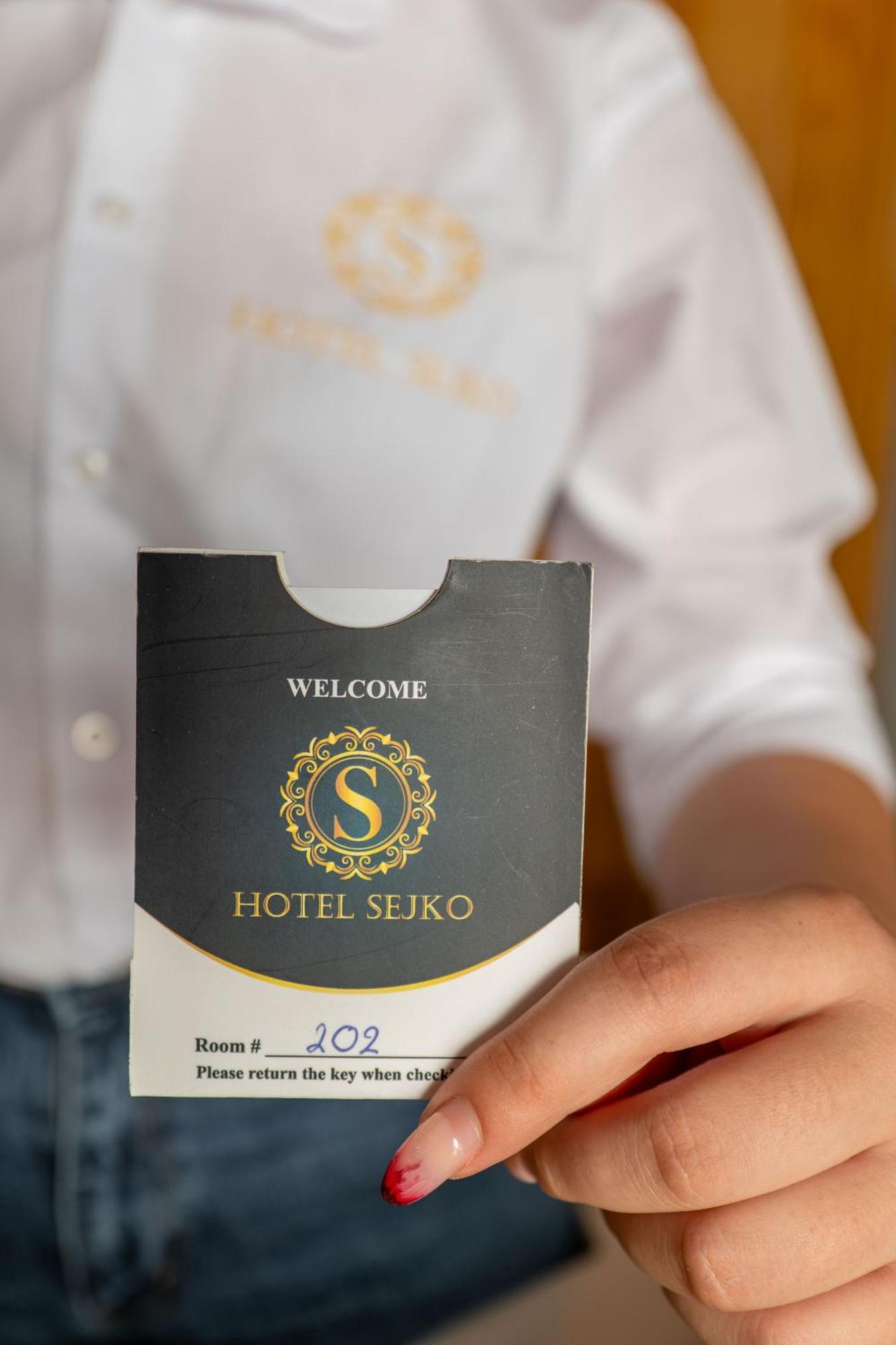 Hotel Sejko Саранда Екстер'єр фото